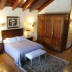 La Pontiga *** Apartment