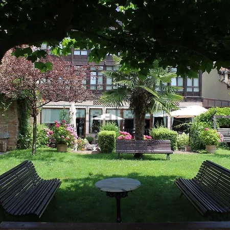 아파트 La Pontiga *** 인피스토